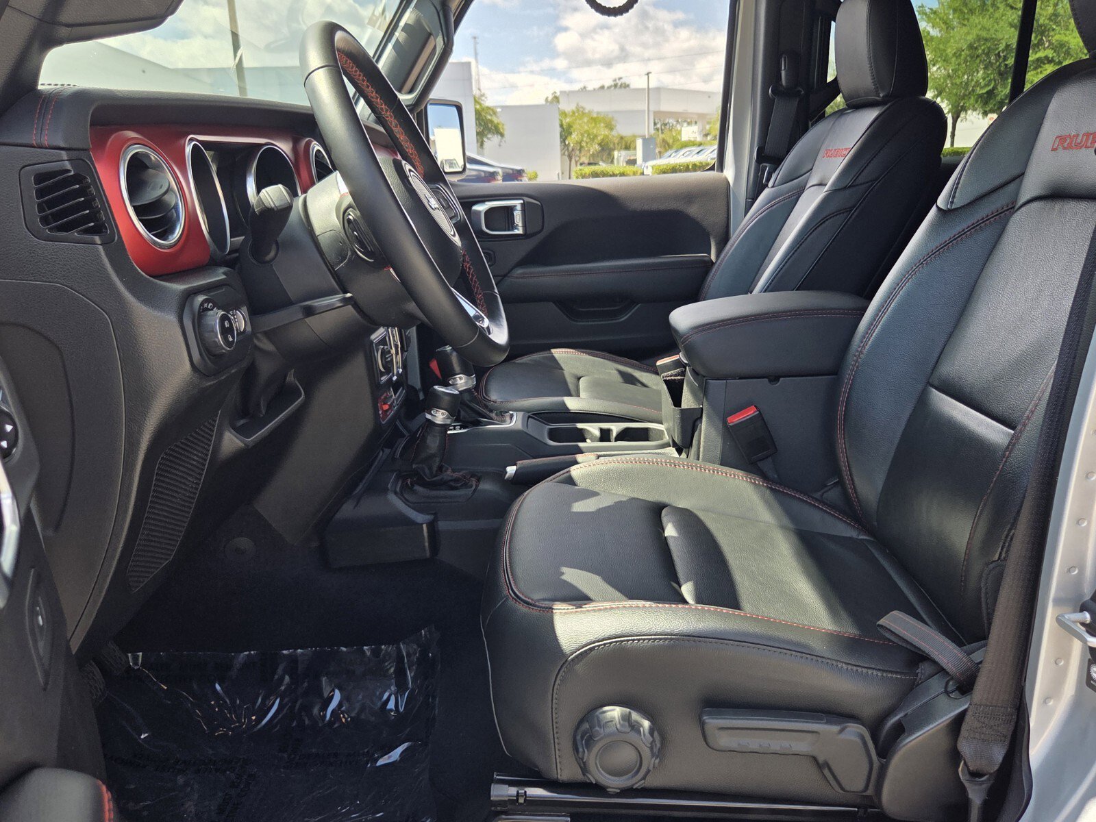 Used 2022 Jeep Gladiator Rubicon w/ LED Lighting Group AWD/4WD image 13