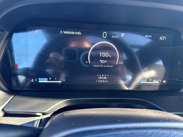 Used 2025 Jeep Grand Cherokee L Limited image 32