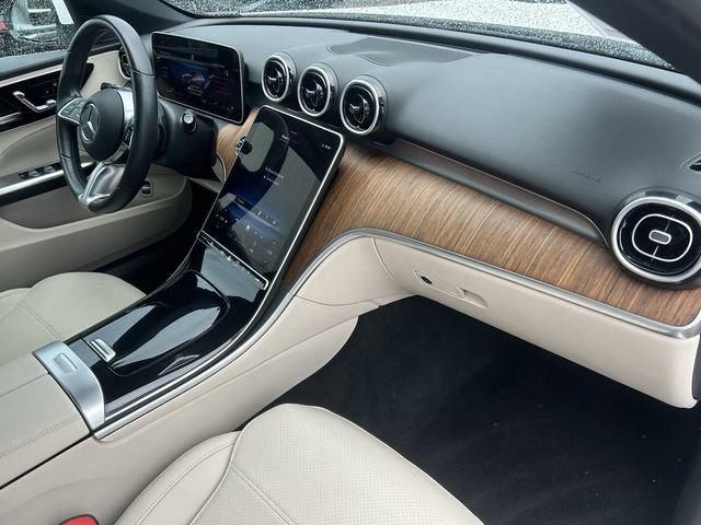 Used 2025 Mercedes-Benz C 300 Sedan image 14