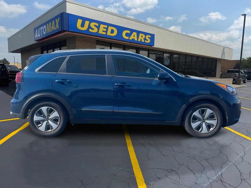 Used 2019 Kia Niro LX FWD image 2