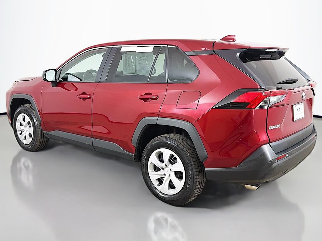 Used 2025 Toyota RAV4 LE AWD/4WD image 7