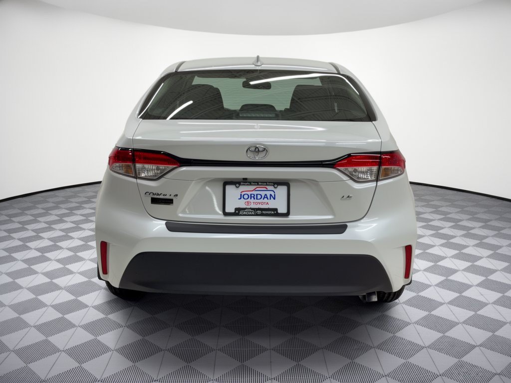 New 2026 Toyota Corolla LE FWD image 11