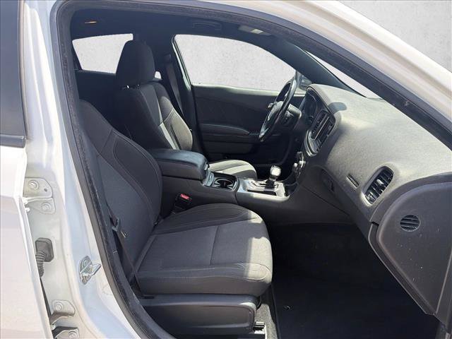 Used 2019 Dodge Charger SXT w/ Plus Group RWD image 9