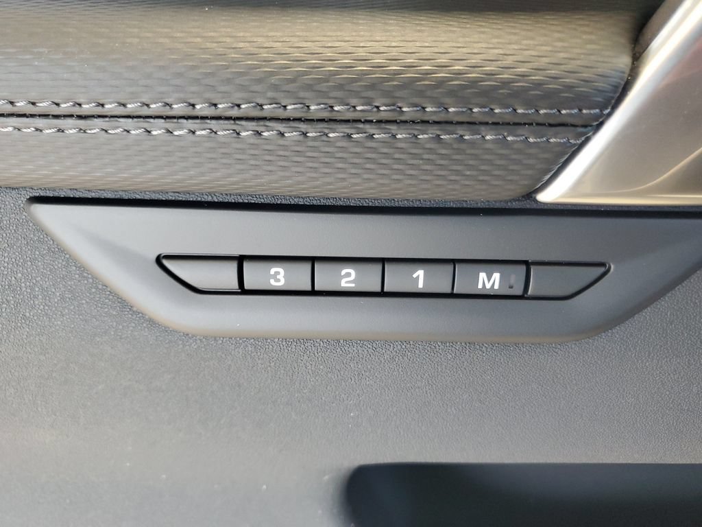 New 2026 Land Rover Discovery Sport Landmark AWD/4WD image 10