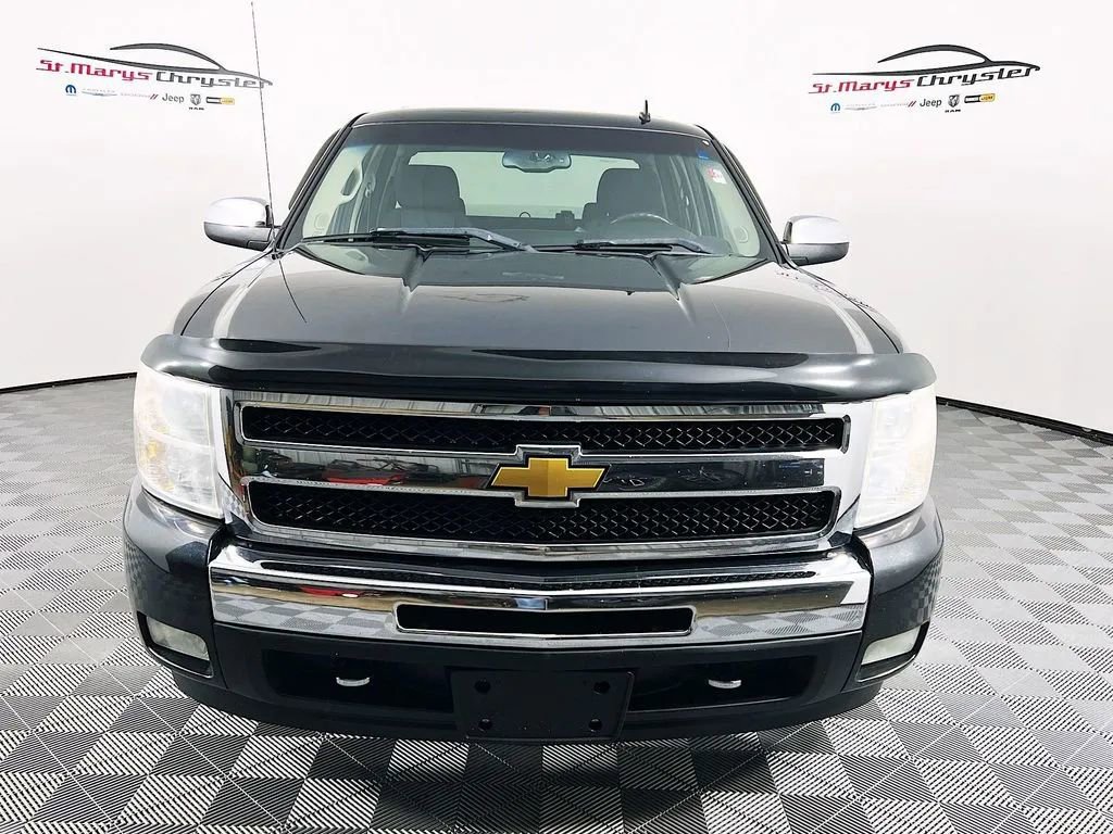 Used 2010 Chevrolet Silverado 1500 LT image 3