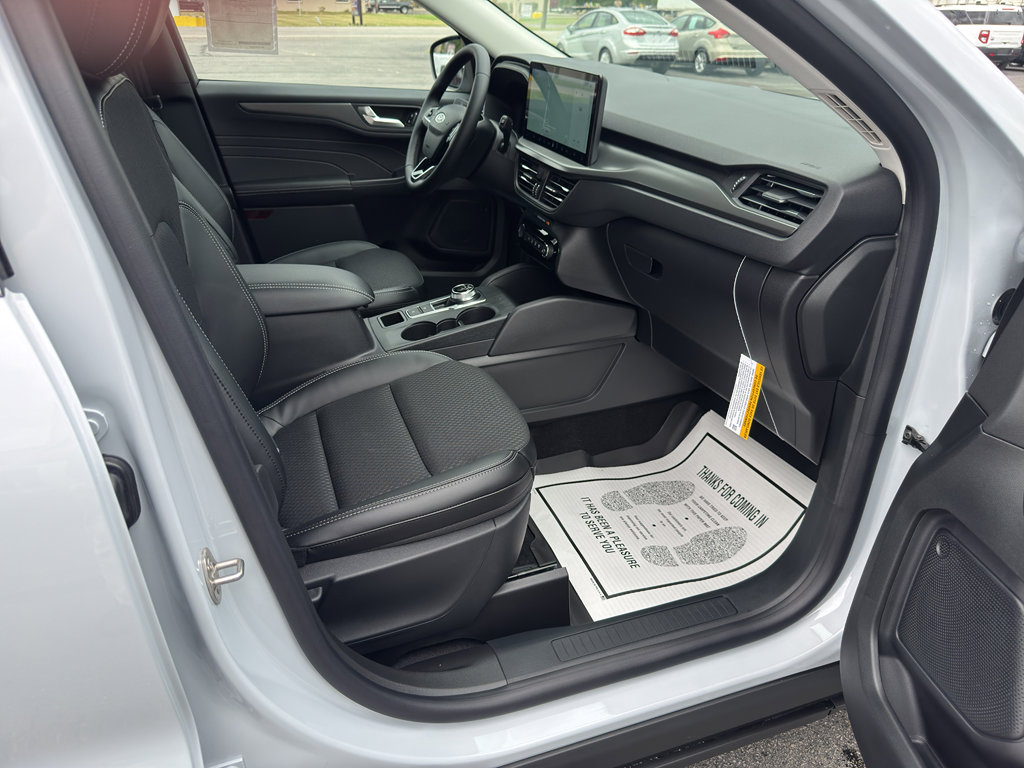 New 2025 Ford Escape SE image 26