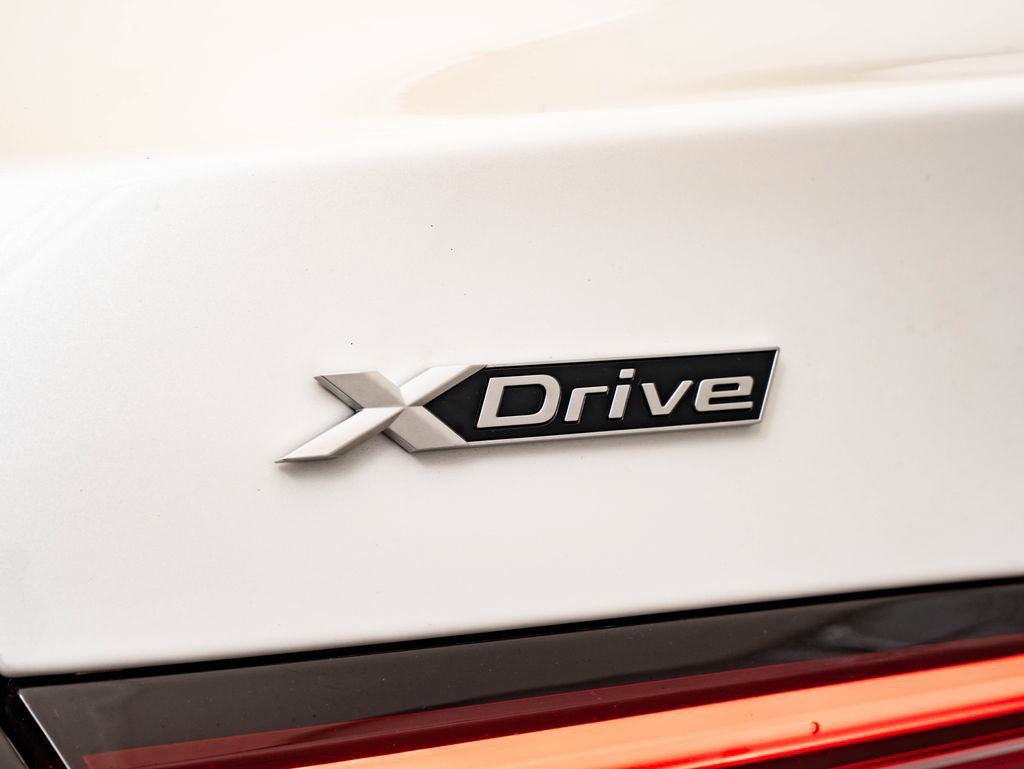 New 2027 BMW 530i xDrive w/ Premium Package AWD/4WD image 18