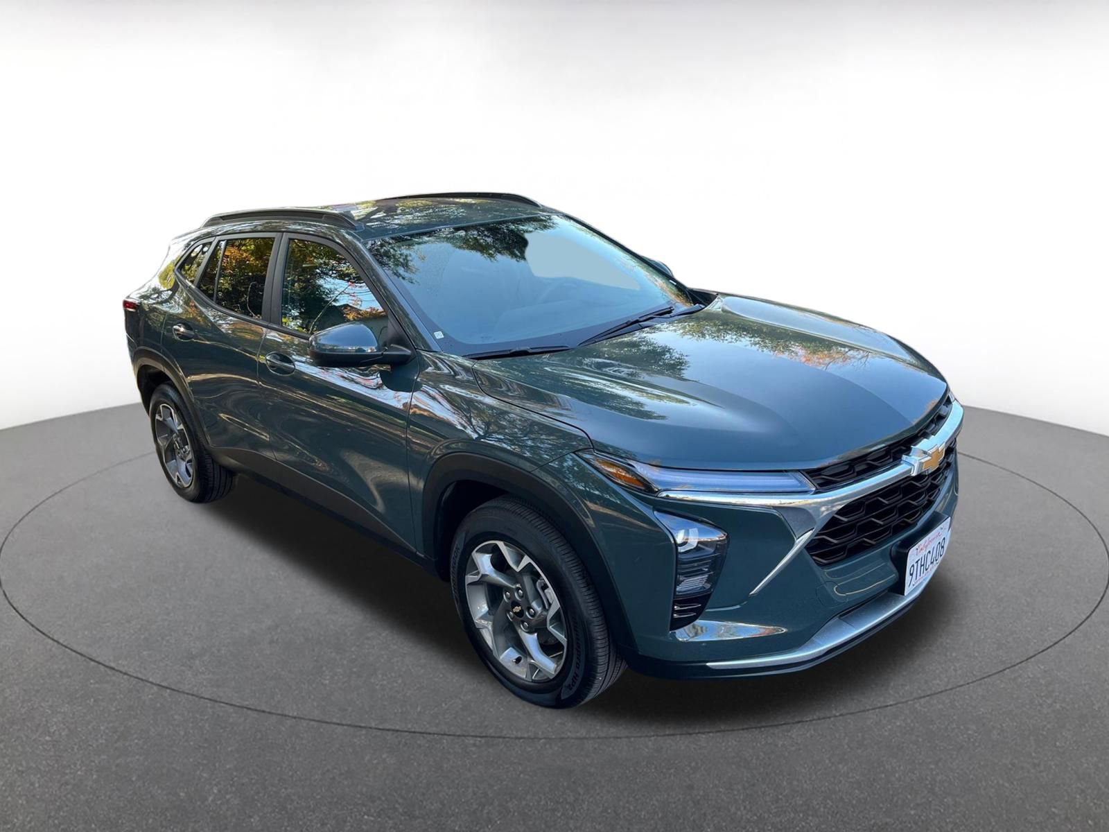 Used 2025 Chevrolet Trax LT