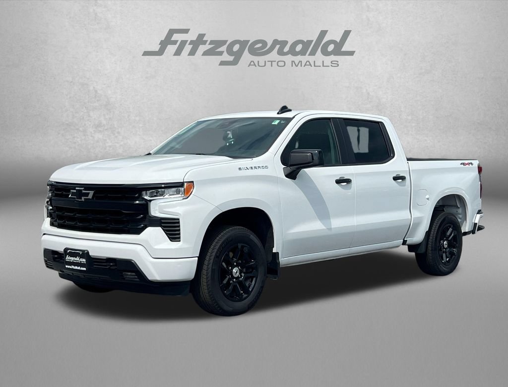 Used 2026 Chevrolet Silverado 1500 RST AWD/4WD image 2