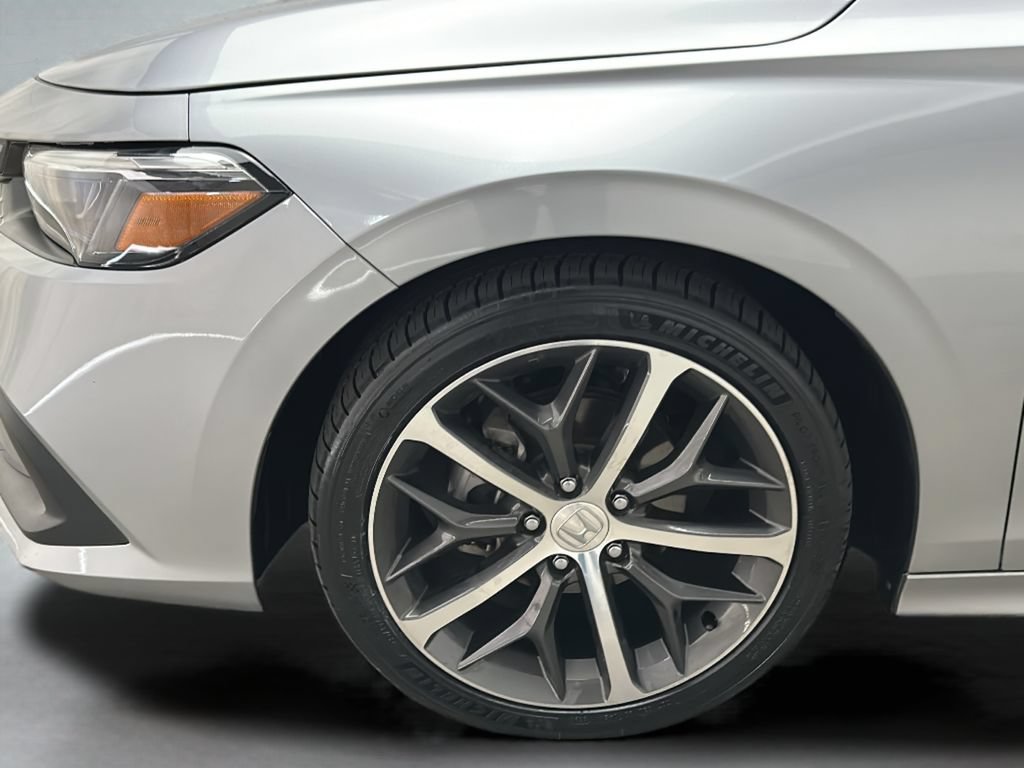 Used 2023 Honda Civic Touring image 12