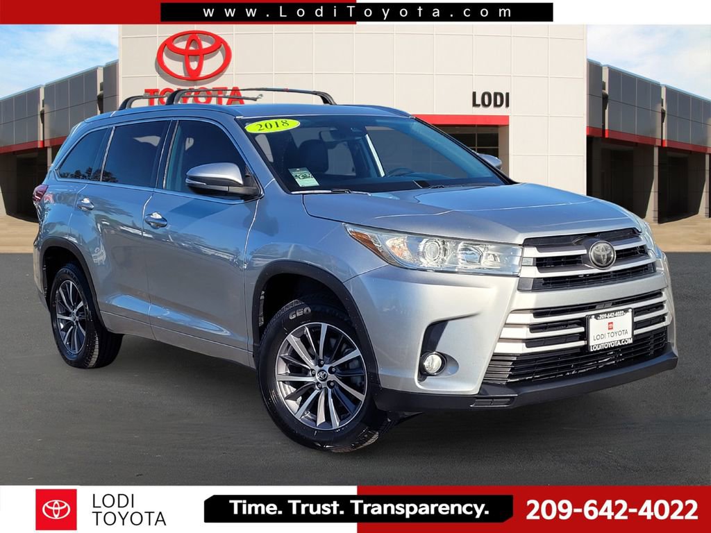 Used 2018 Toyota Highlander XLE image 1