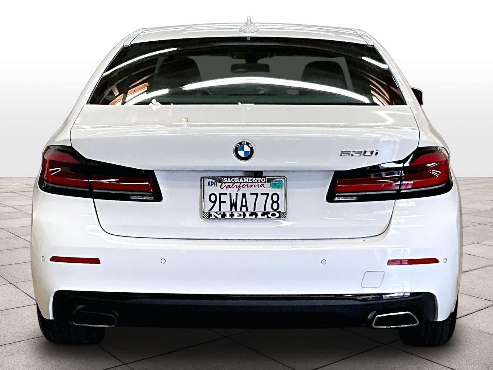 Used 2023 BMW 530i w/ Executive Package RWD image 7