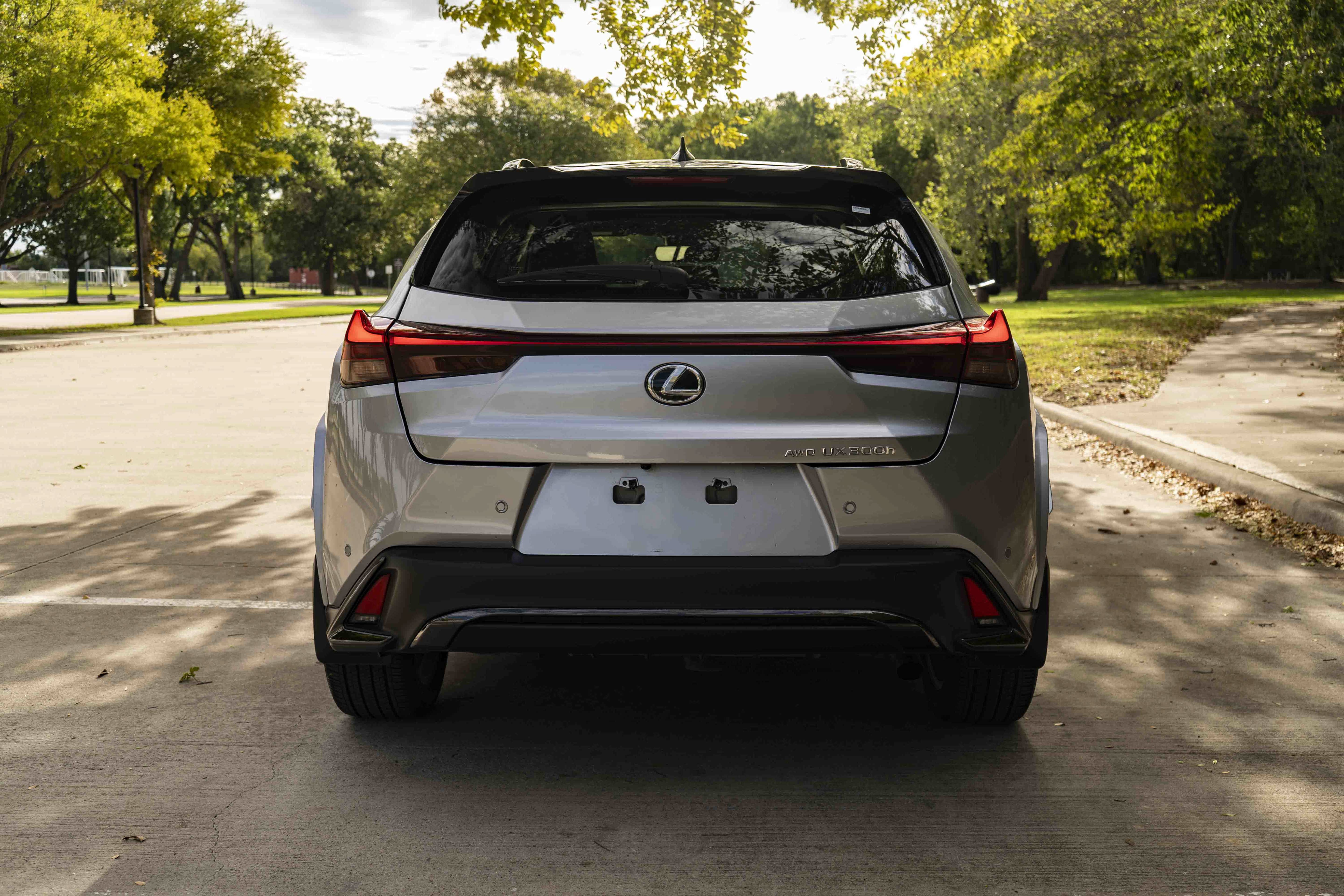 Used 2025 Lexus UX 300h AWD w/ Accessory Package (Z1) image 8