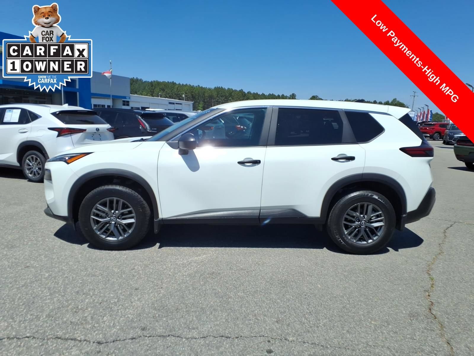 Used 2023 Nissan Rogue S FWD video 2