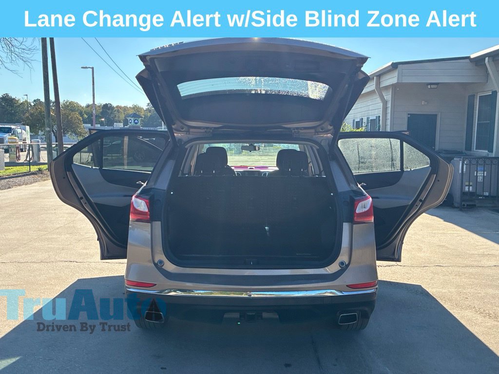 Used 2018 Chevrolet Equinox LT FWD image 16