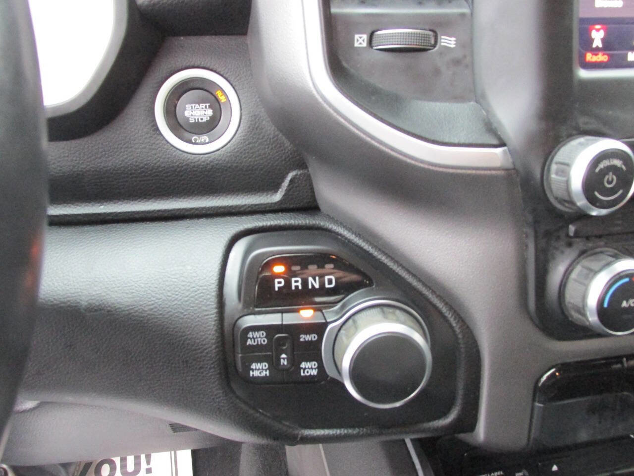 Used 2019 RAM 1500 Big Horn image 29
