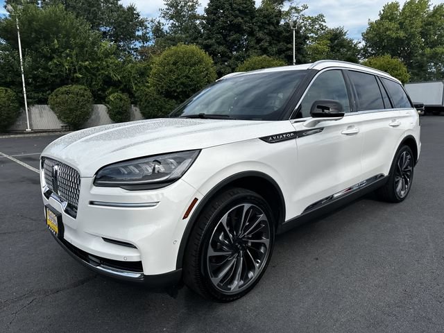 Certified 2024 Lincoln Aviator Reserve w/ Equipment Group 201A AWD/4WD image 9