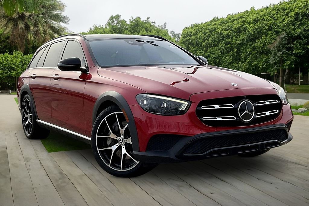 Used 2021 Mercedes-Benz E 450 4MATIC All-Terrain Wagon w/ Premium Package image 3