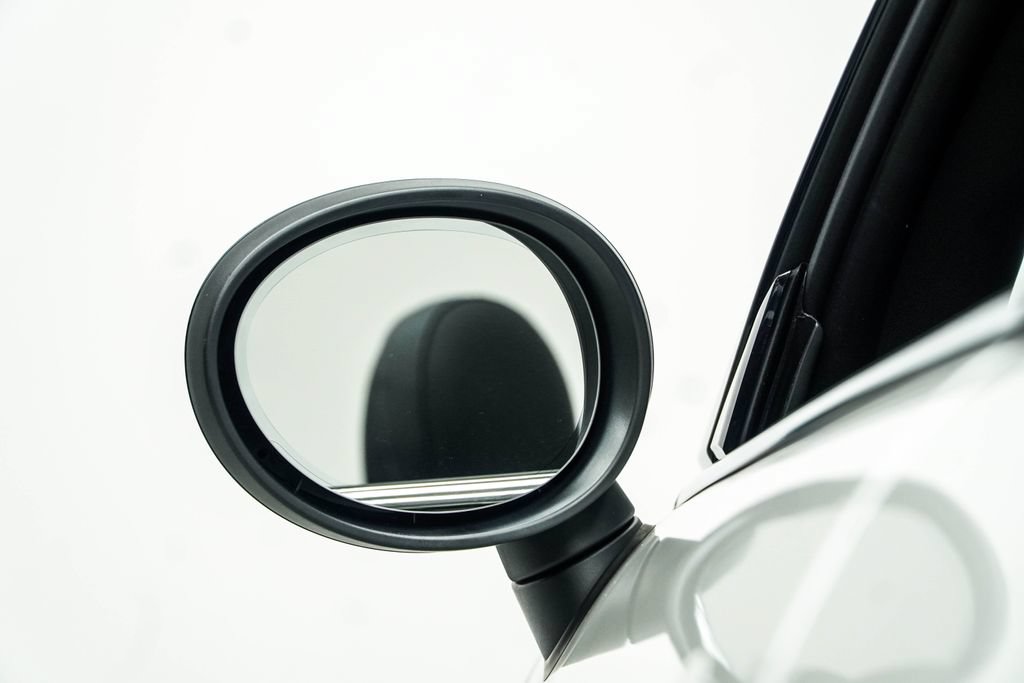 Used 2023 MINI Cooper S FWD image 19