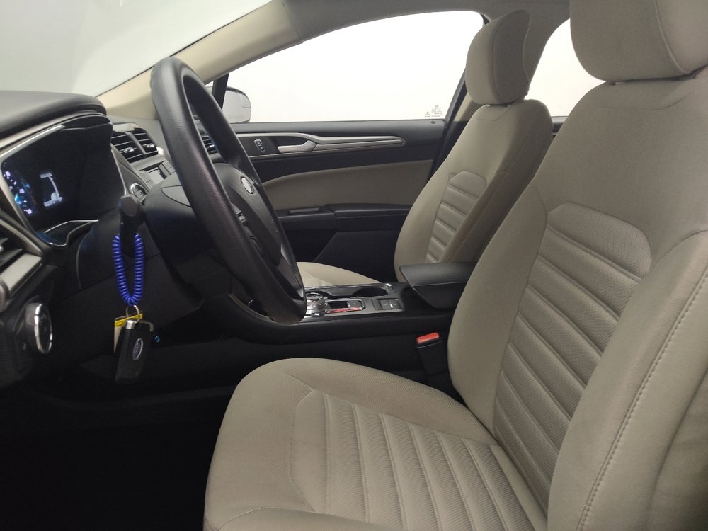 Used 2018 Ford Fusion S image 17