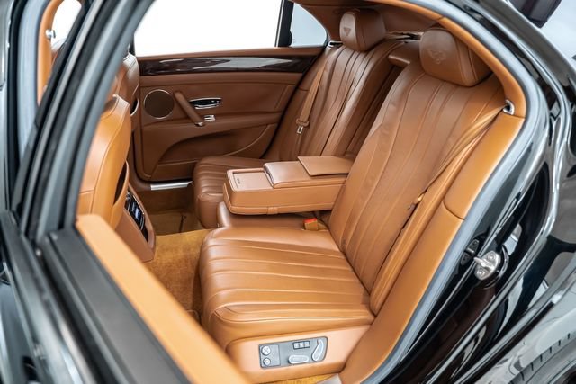 Used 2016 Bentley Flying Spur V8 AWD/4WD image 21