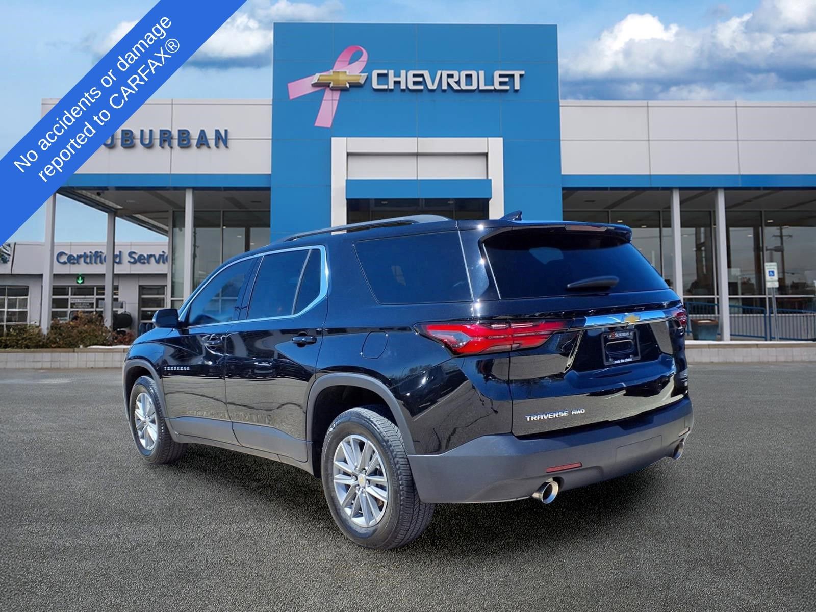 Used 2023 Chevrolet Traverse LT image 7