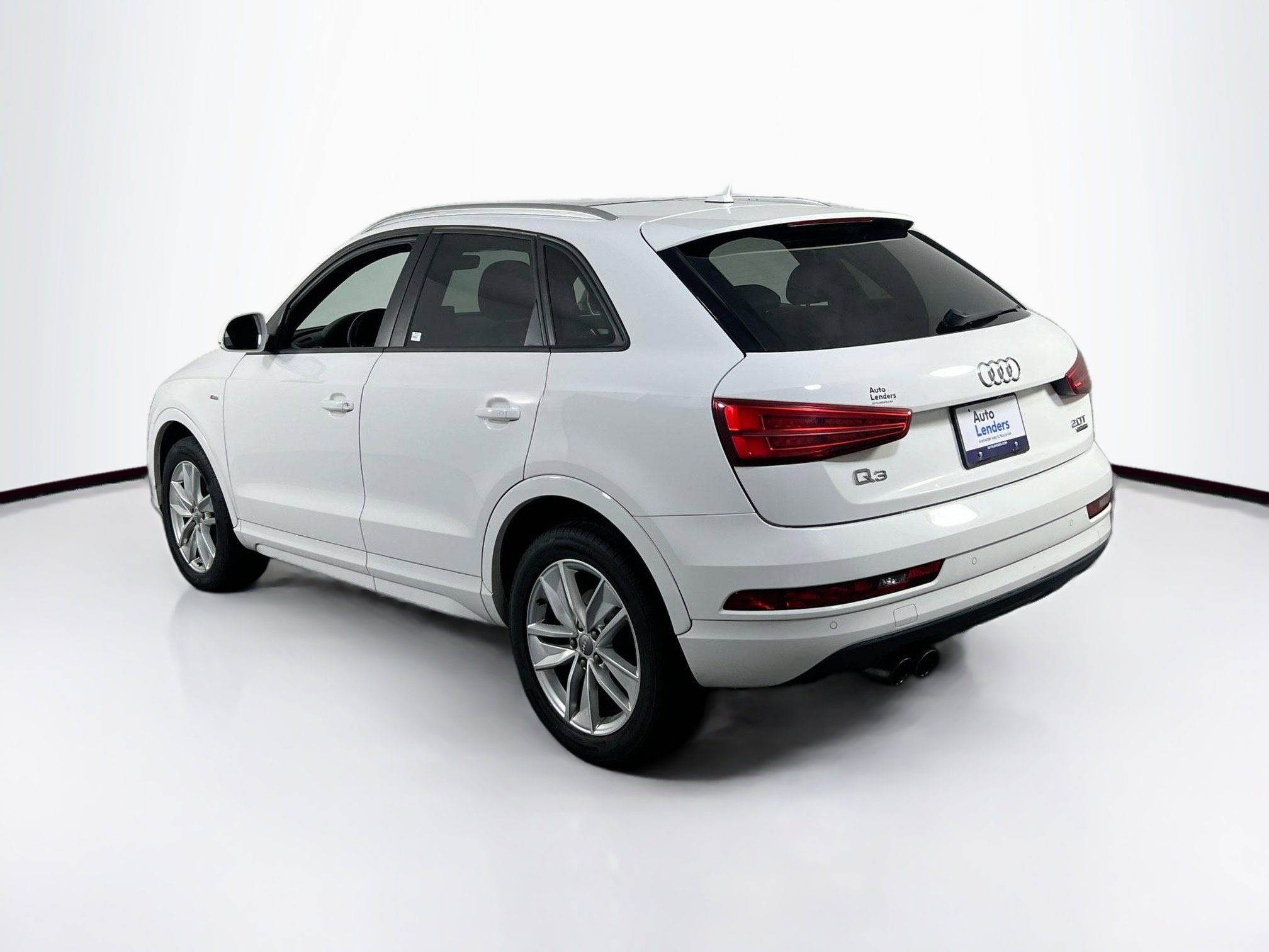 Used 2018 Audi Q3 2.0T Premium w/ Convenience Package image 7