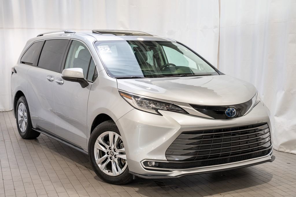 Used 2022 Toyota Sienna Limited