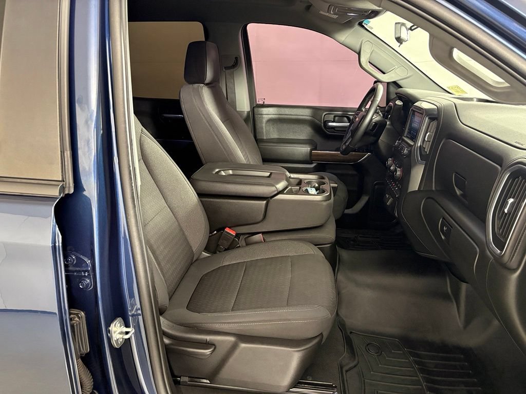 Certified 2021 Chevrolet Silverado 1500 LT RWD image 47