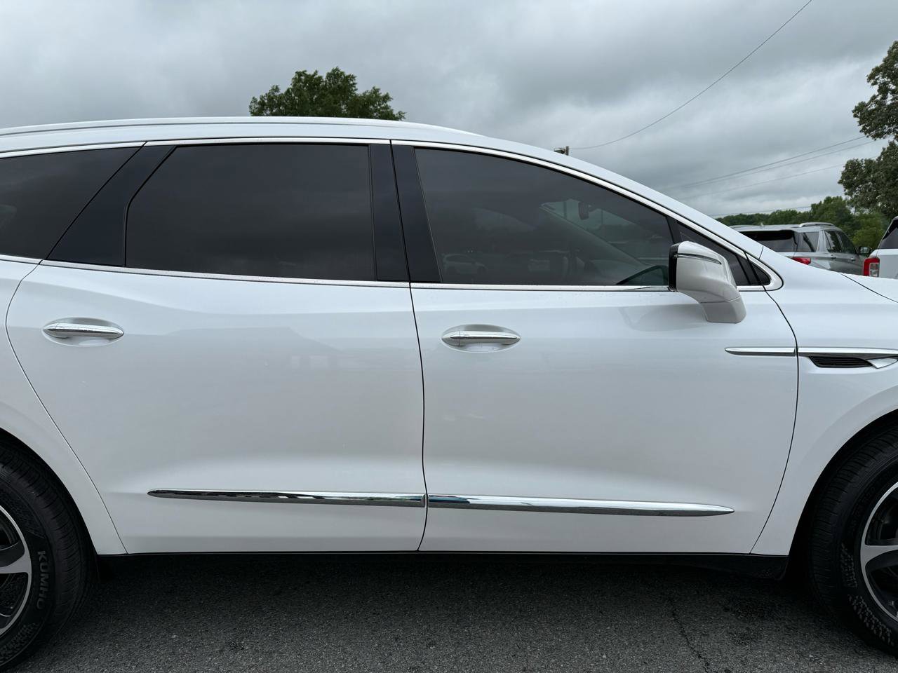 Used 2021 Buick Enclave Essence w/ Sport Touring Edition FWD image 42