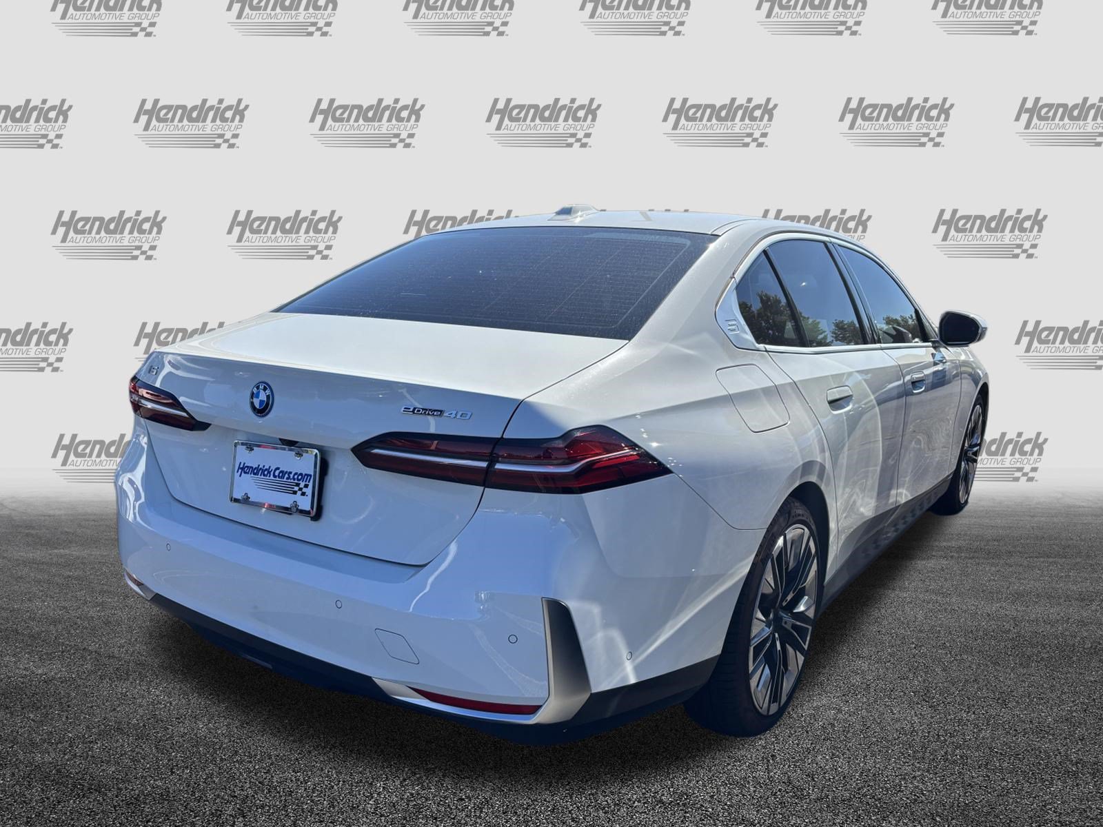 Certified 2024 BMW i5 eDrive40i w/ M Sport Package RWD image 11