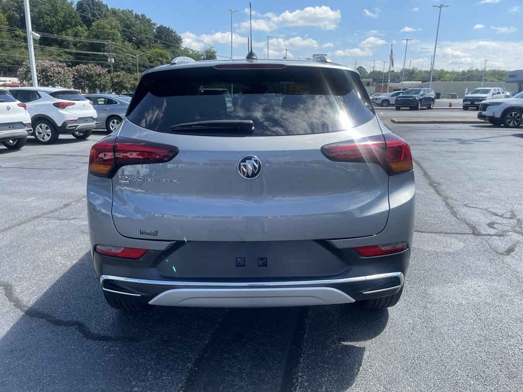 Used 2023 Buick Encore GX Essence w/ Experience Buick Package image 6