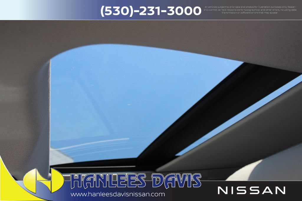 Used 2023 Nissan Rogue SL w/ SL Premium Package FWD image 16