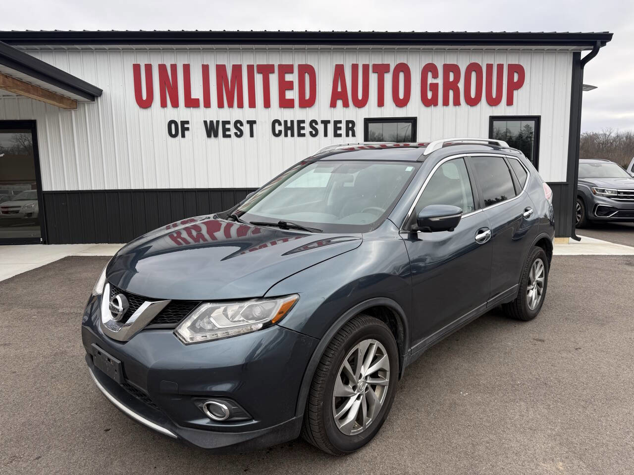 Used 2014 Nissan Rogue SL w/ SL Premium Package image 1