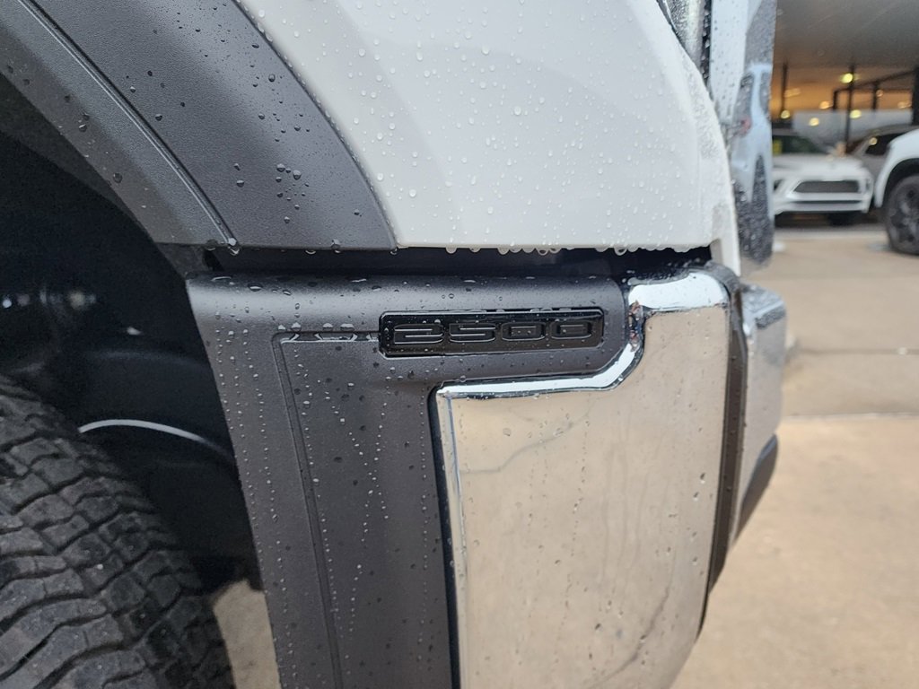 New 2026 GMC Sierra 2500 SLE image 12