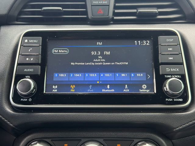 Used 2024 Nissan Versa S w/ Trunk Package FWD image 28