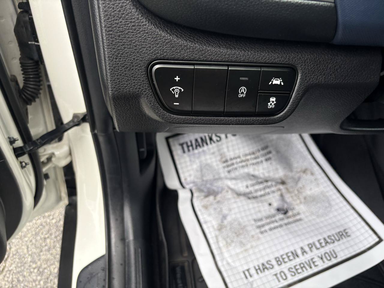 Used 2022 Kia Seltos S AWD/4WD image 12