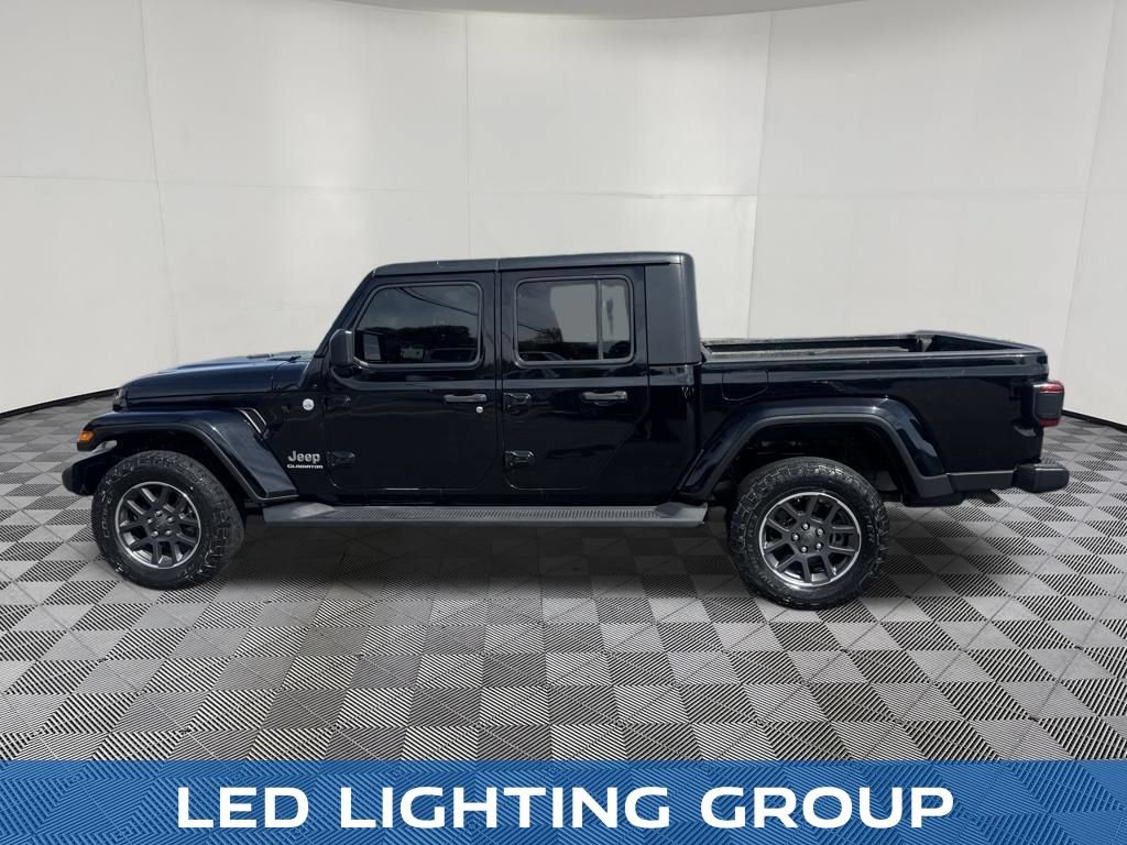 Used 2020 Jeep Gladiator Overland AWD/4WD image 8