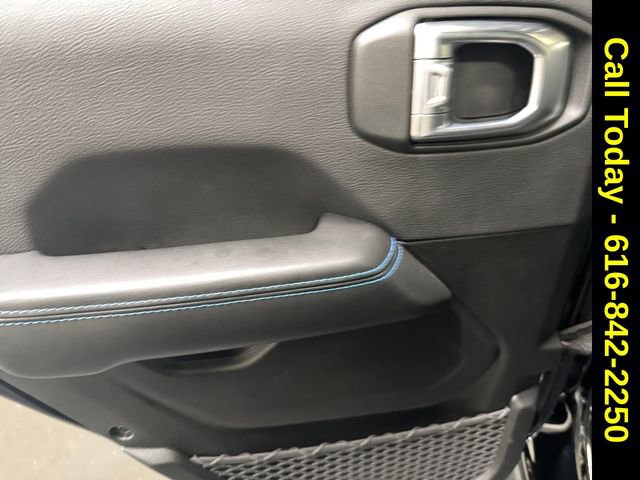Used 2024 Jeep Wrangler High Altitude image 17