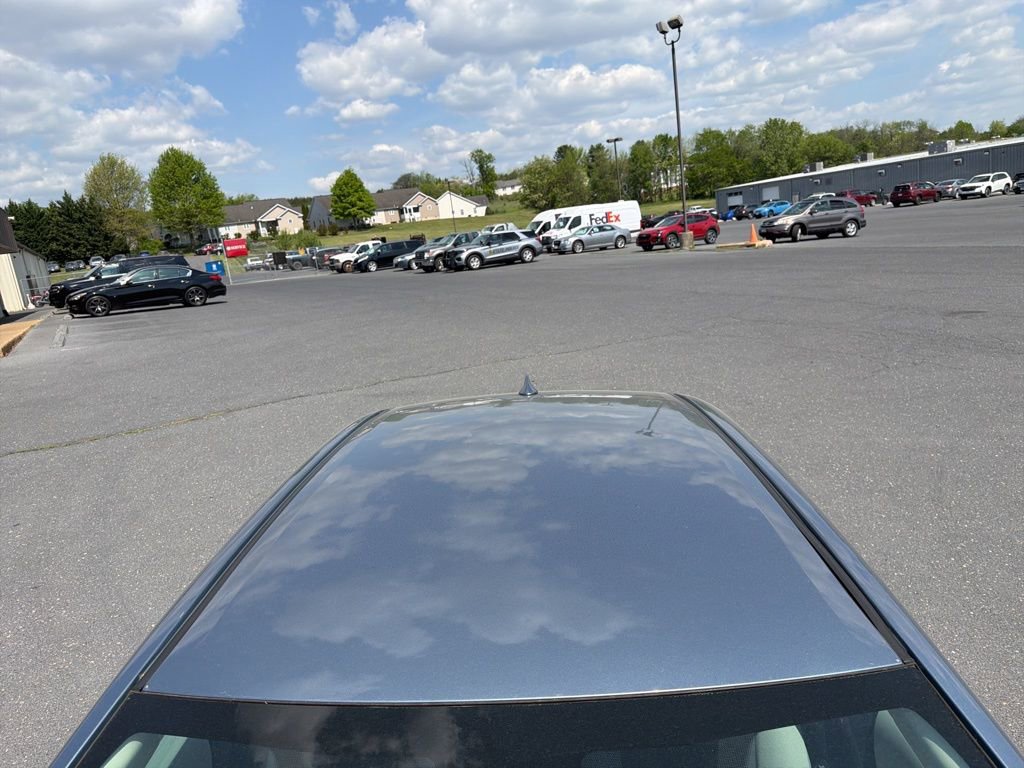 Used 2021 Toyota Corolla LE FWD image 9