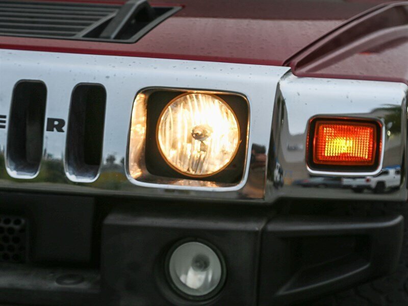 Used 2005 HUMMER H2 w/ Preferred Equipment Group AWD/4WD image 5