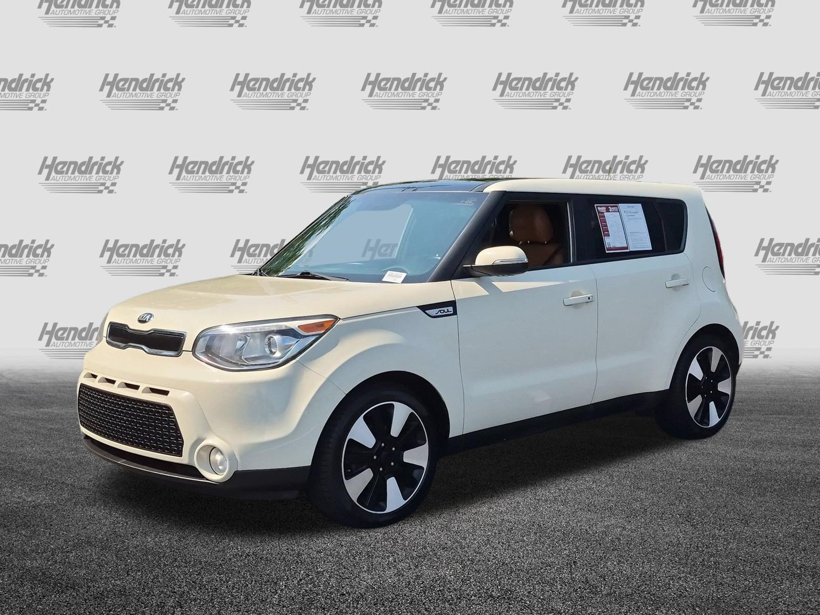 Used 2015 Kia Soul ! w/ Sun & Sound Package FWD image 5