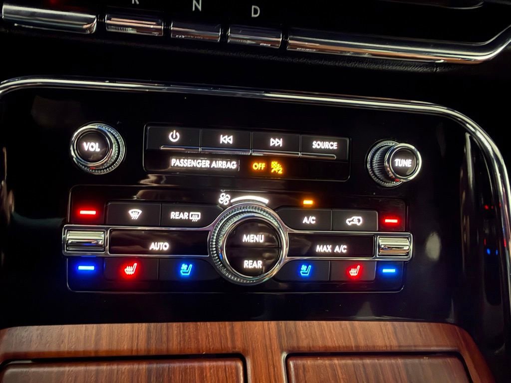 Used 2021 Lincoln Navigator Reserve w/ Luxury Package AWD/4WD image 57