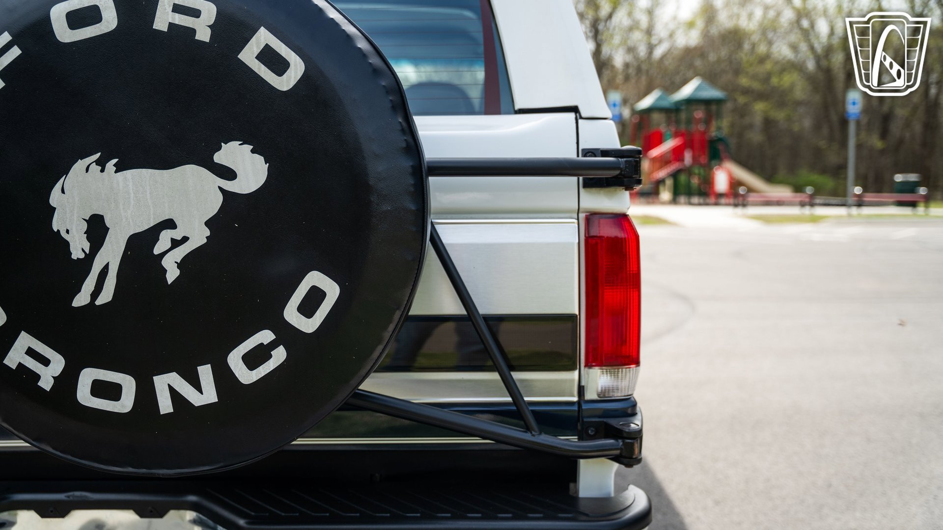 Used 1993 Ford Bronco XLT image 34