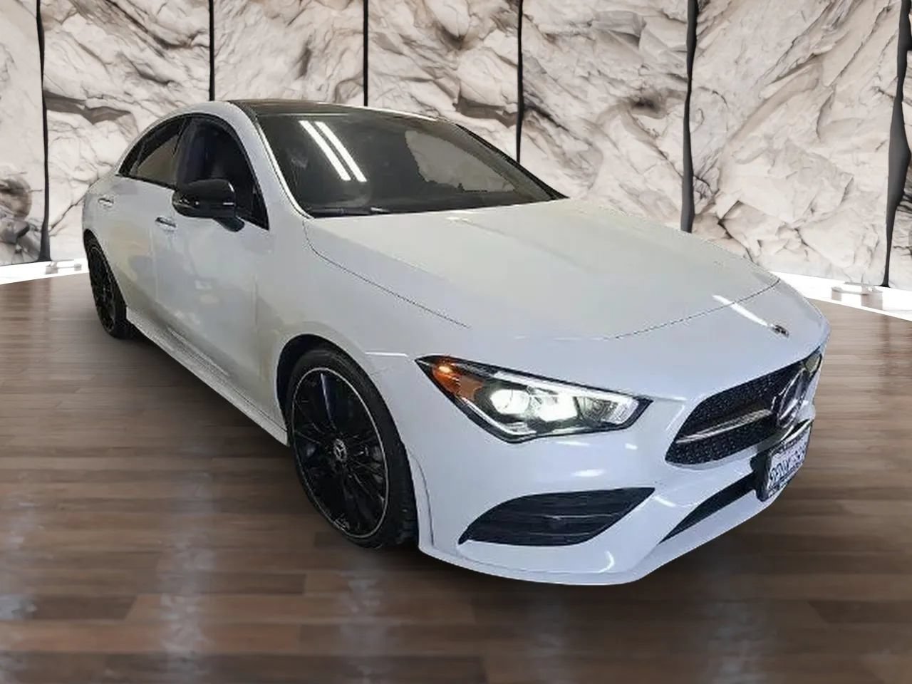 Used 2022 Mercedes-Benz CLA 250 image 2