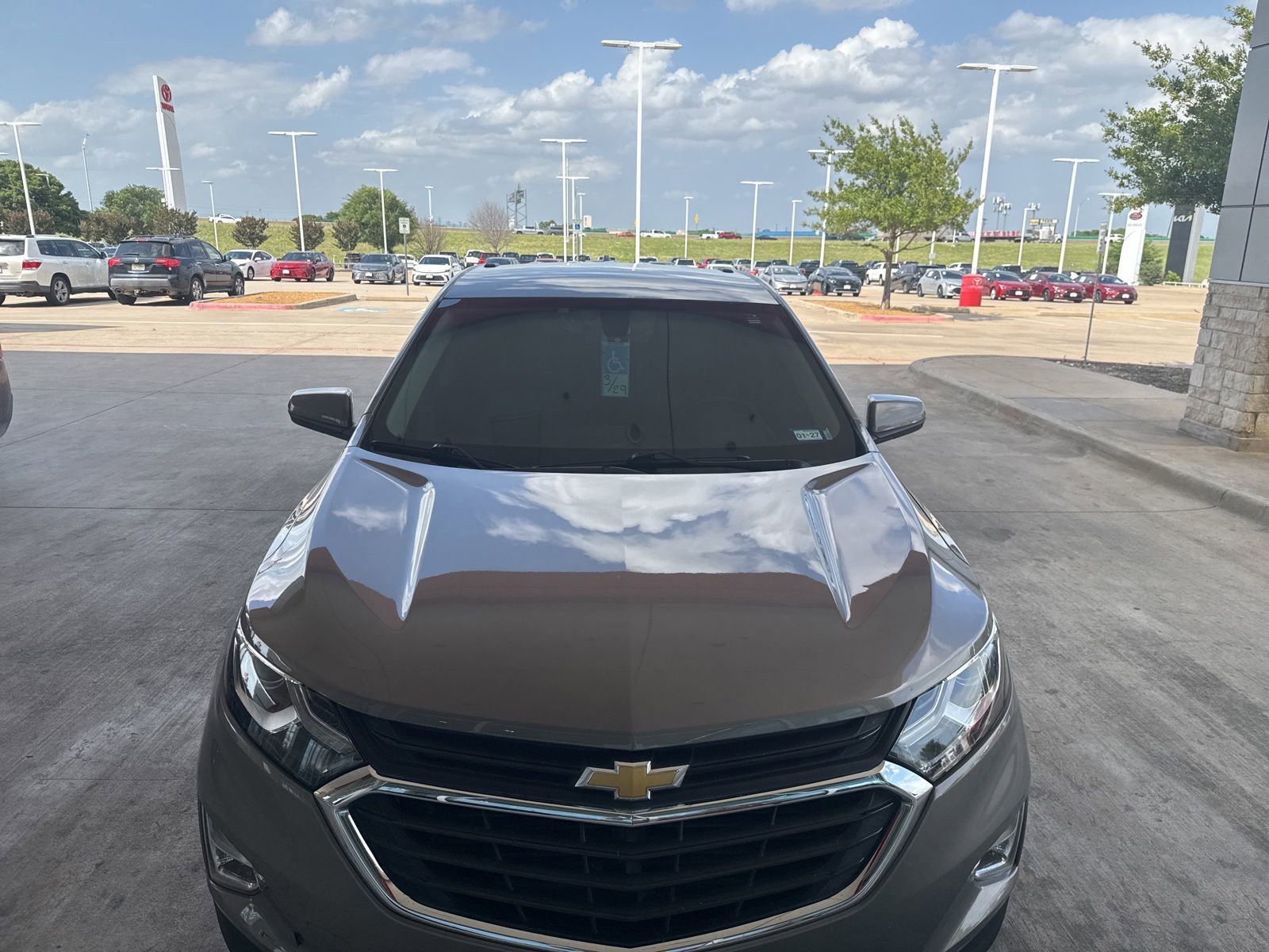 Used 2019 Chevrolet Equinox LT FWD image 28