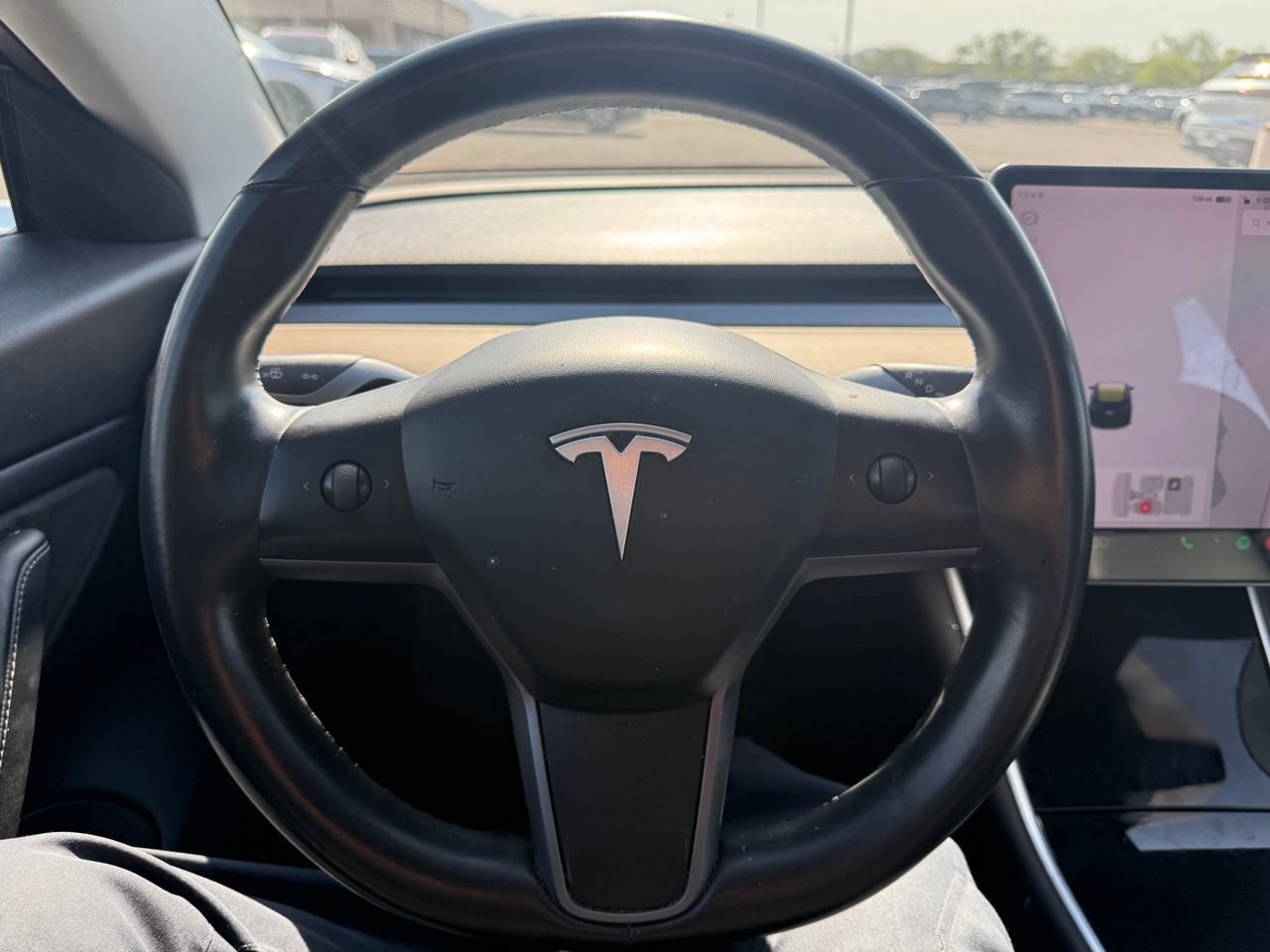 Used 2018 Tesla Model 3 Long Range RWD image 16