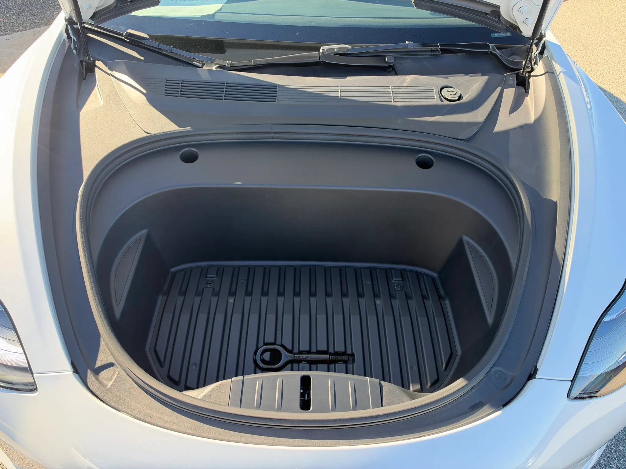 Used 2023 Tesla Model 3 Long Range AWD/4WD image 37