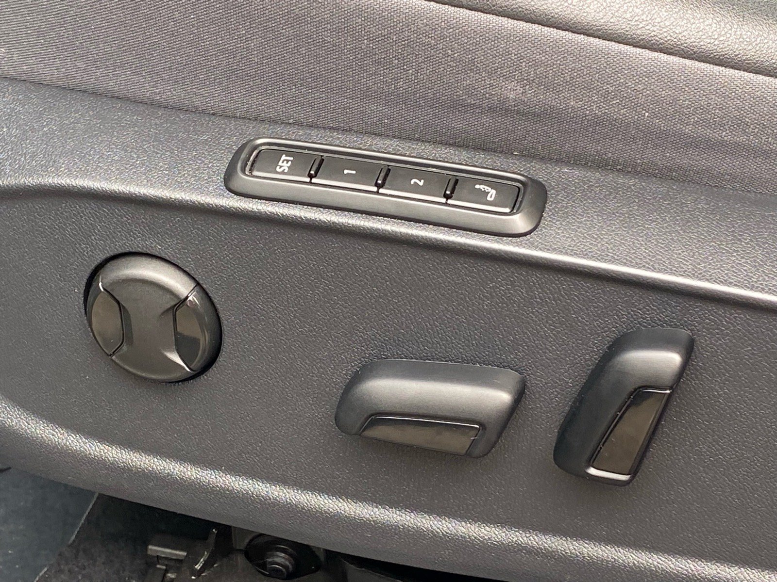 Certified 2023 Volkswagen ID.4 Pro S AWD/4WD image 13