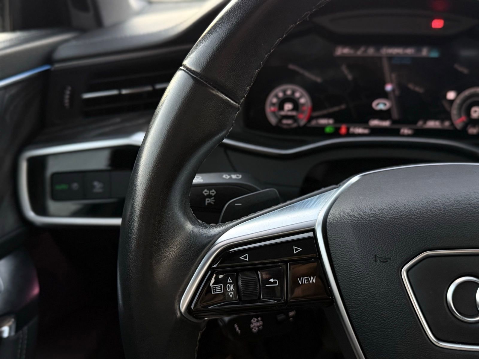 Used 2024 Audi A6 Premium Plus image 39